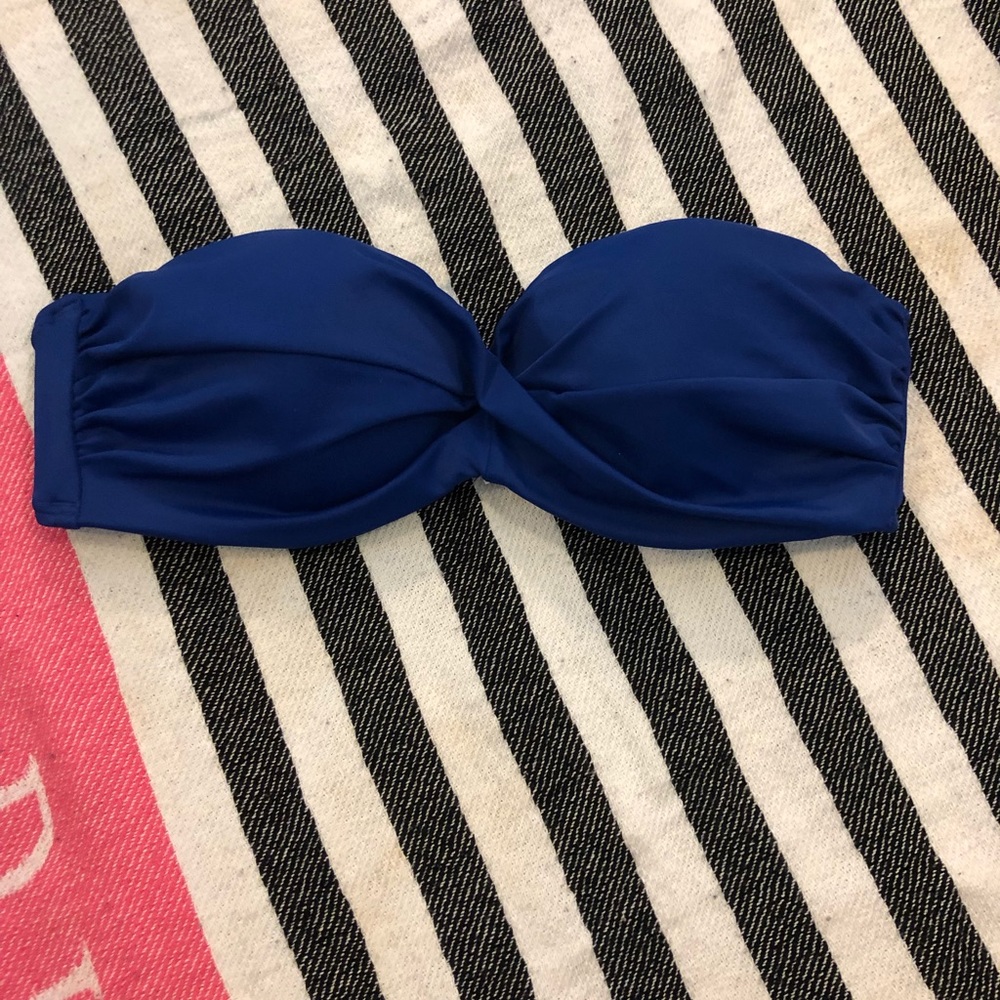 Victoria’s Secret bathing suit top